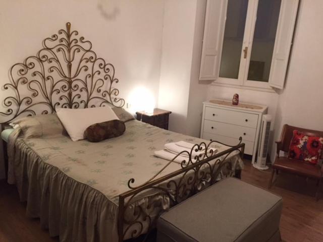 Double Large Room In Santo Spirito Oltrarno Firenze Eksteriør billede